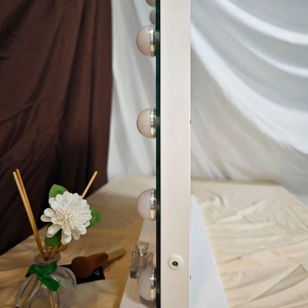 【未使用】女優ミラー　LED 調光　エコメルカリ便限定　42cm×50cm