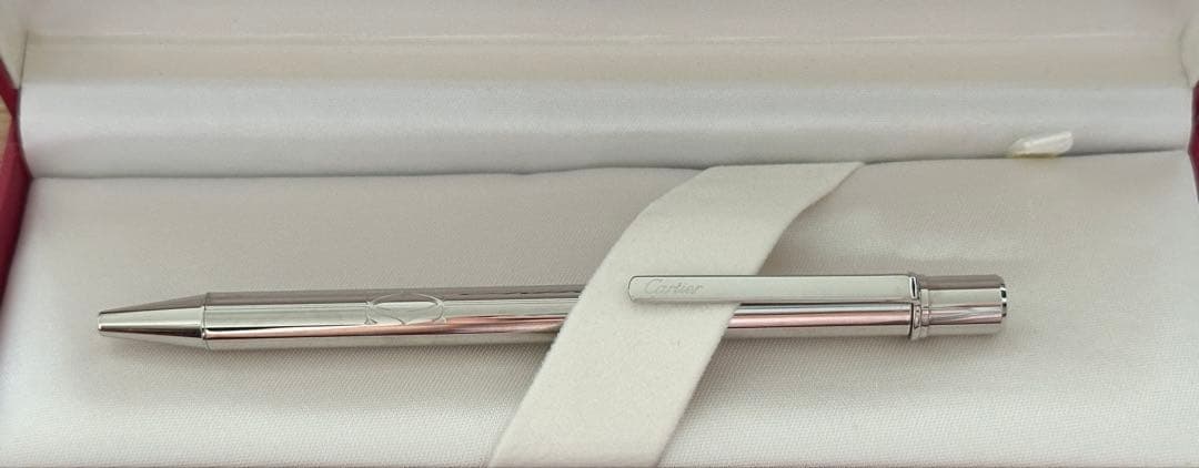 限定価格！カルティエシルバー ボールペン