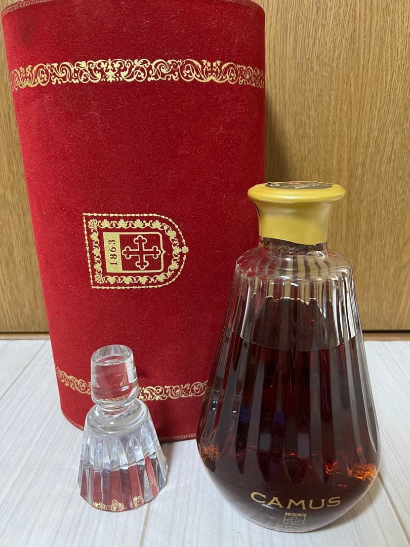 CAMUS COGNAC カラフェ　バカラ　未開栓