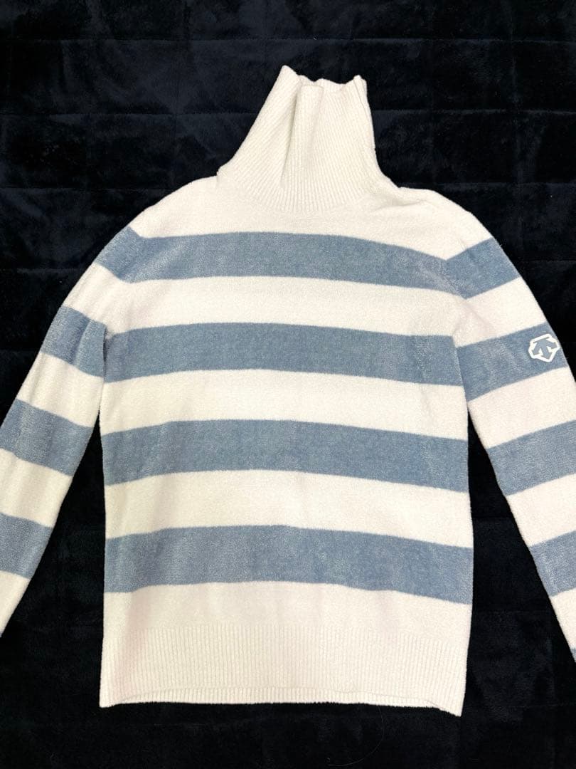 ボーダー柄モールタートルネックセーター デサントゴルフ　ニット　DESCENTE