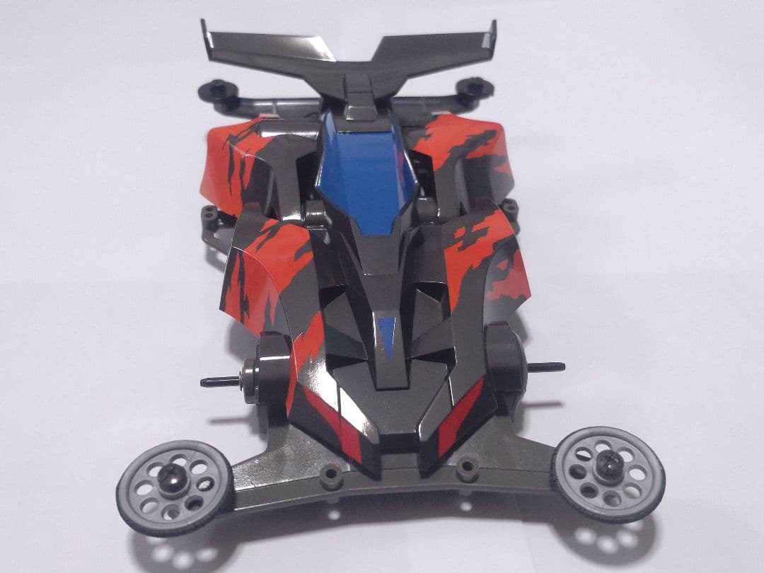 タミヤ ミニ四駆 シャドウブレイカーZ-3 塗装済ボディ