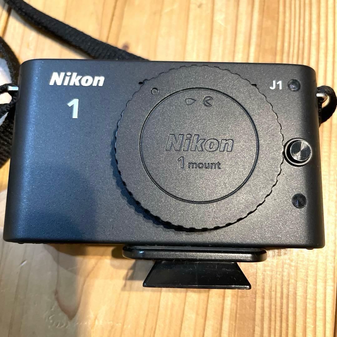 Nikon J1 カメラ 本体 レンズ 充電器 USBケーブル 使用説明書