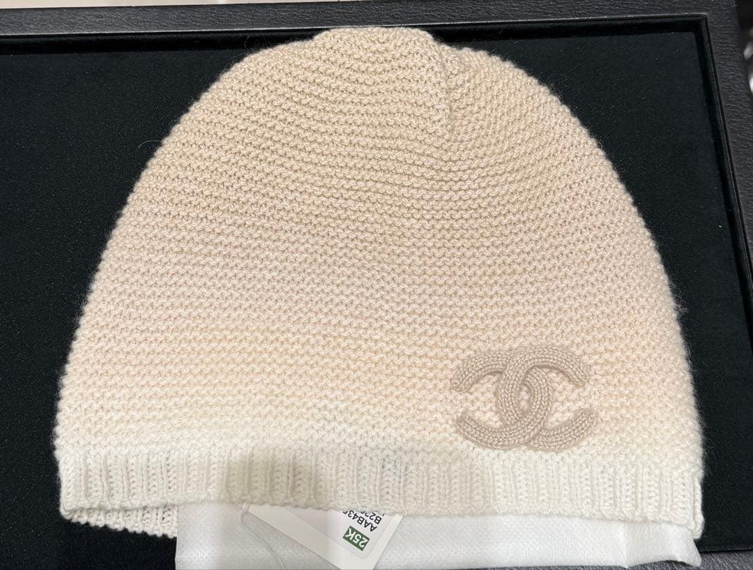 値下げ！新品未使用　シャネル　ニット帽　CCロゴ　25K 最新作