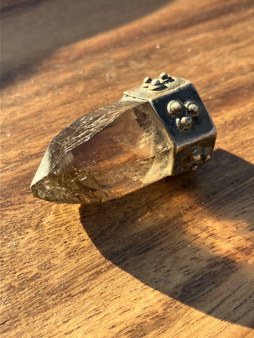 ガウリシャンカール産 ヒマラヤ水晶 ライトスモーキークォーツ 原石　ペンダント