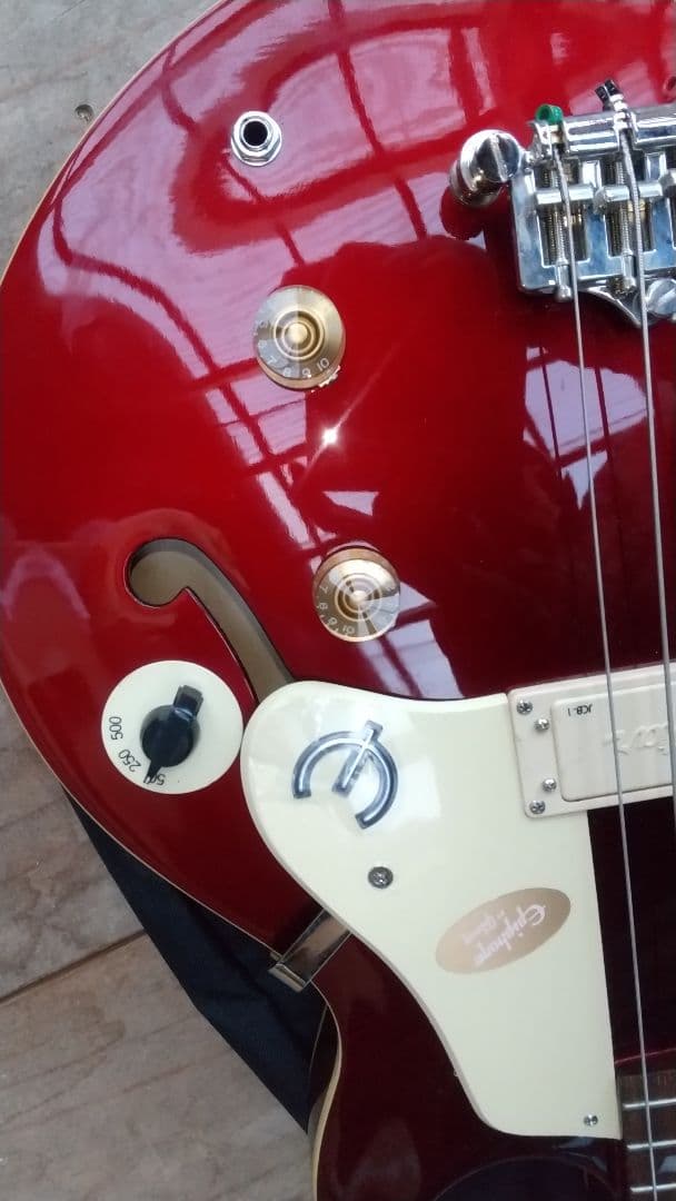 Epiphone Jack Casady Signature レッド ケース付