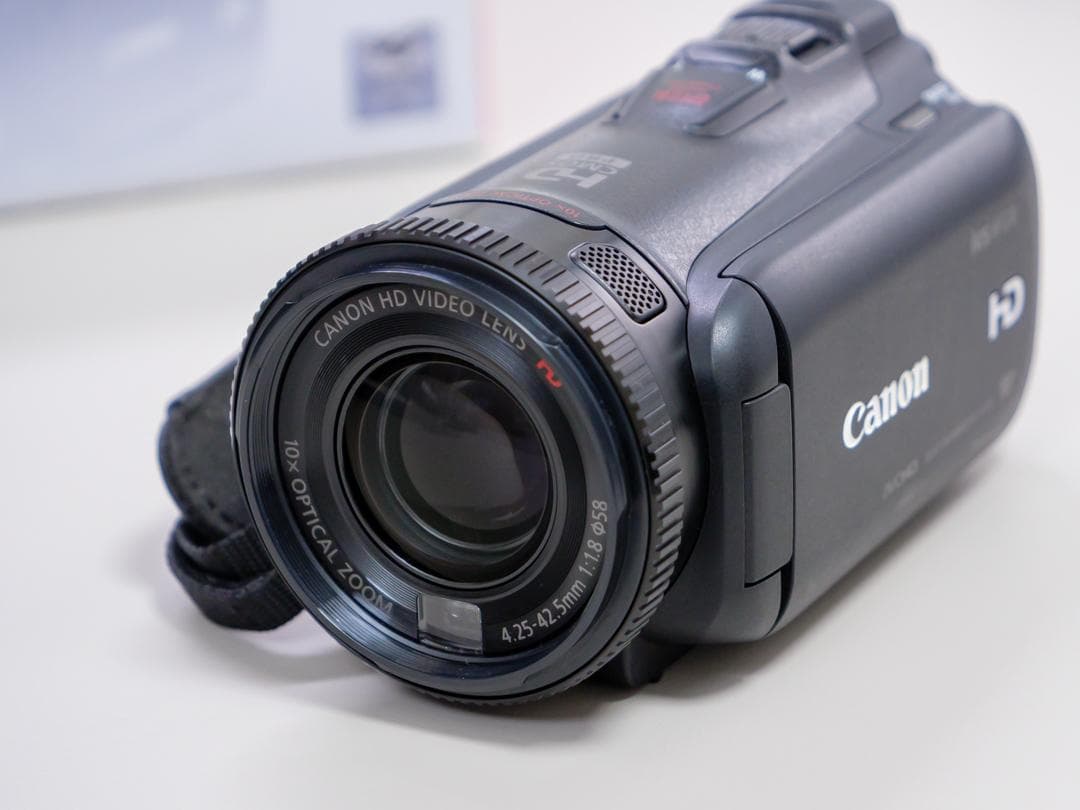 Canon iVIS HF G10 デジタルビデオカメラ
