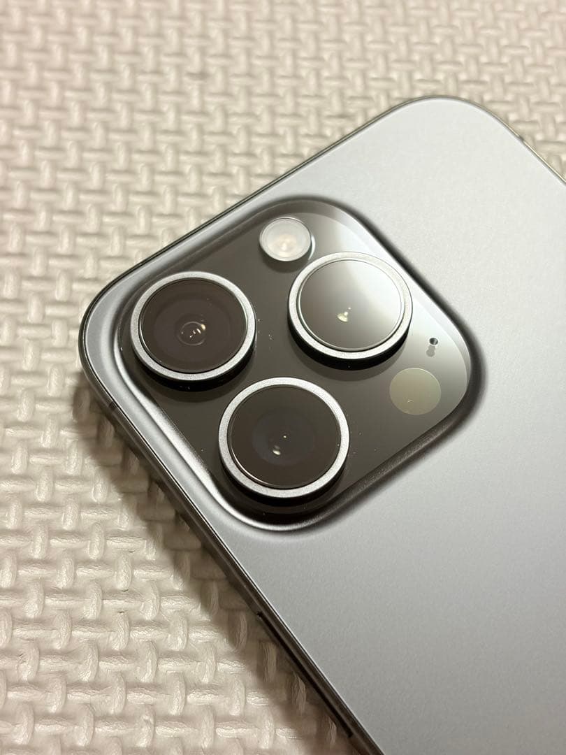 iPhone15Pro 128GB 美品 ブラックチタニウム