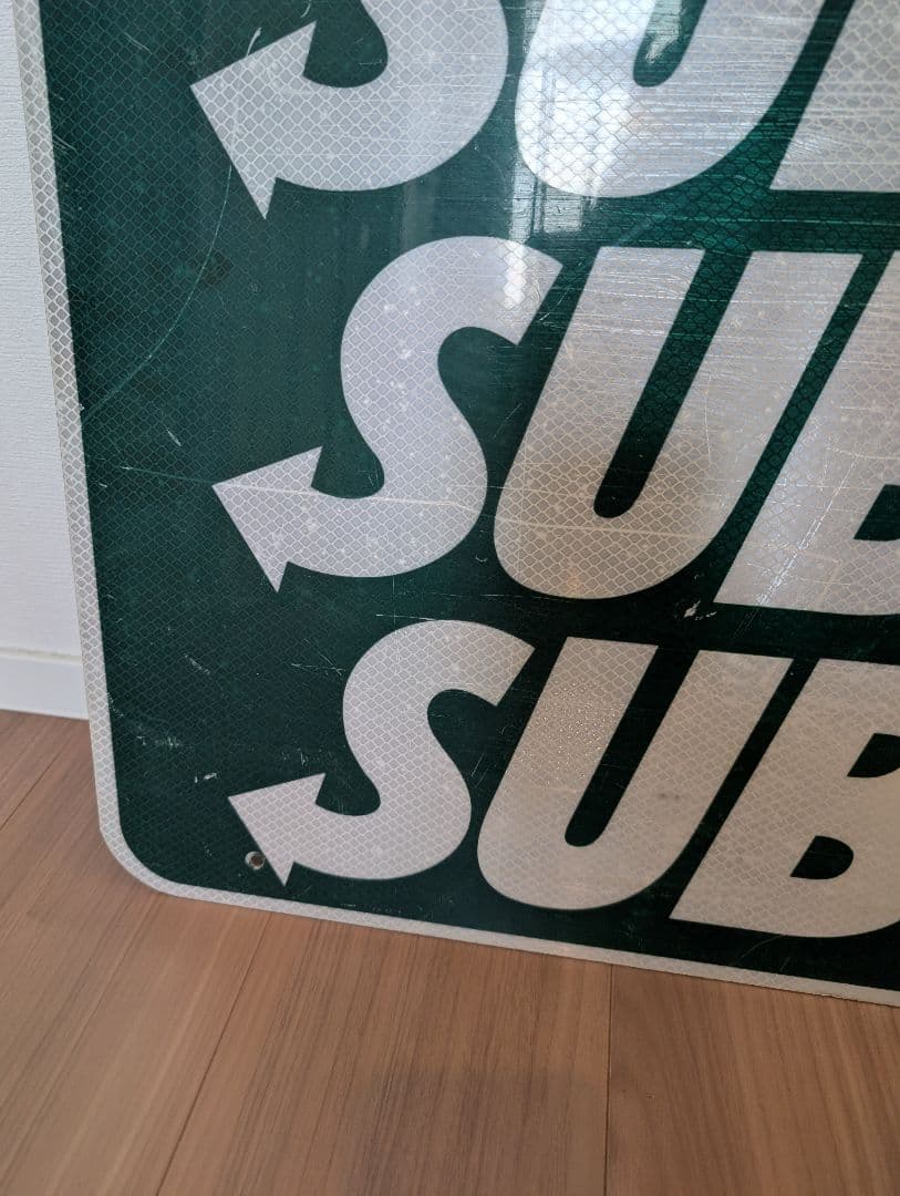 ハイウェイ　ロードサイン　サブウェイ　看板