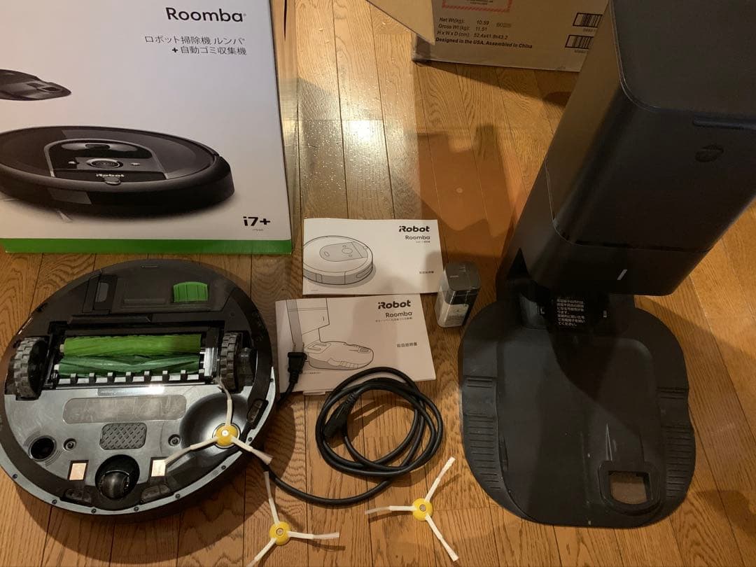 iRobot Roomba i7+ 本体（ジャンク）と付属品と箱