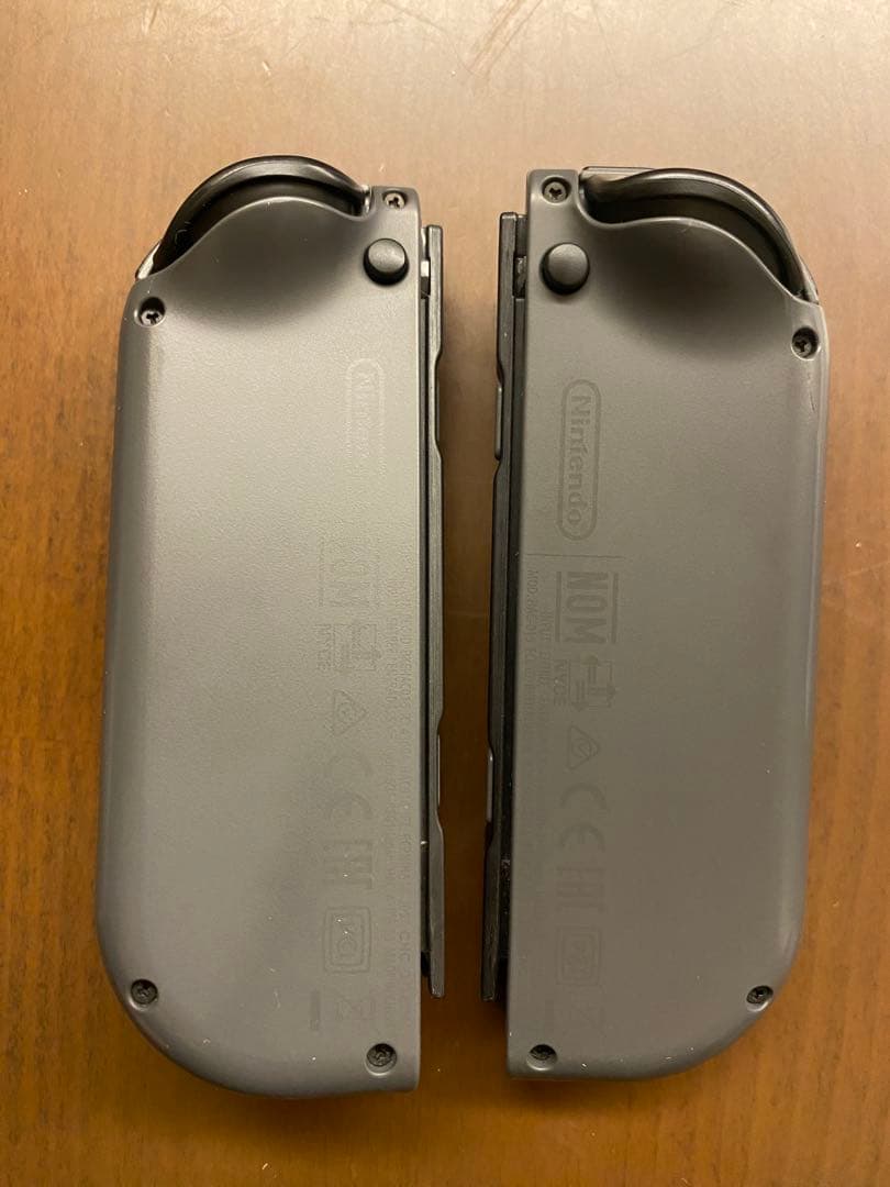 Nintendo Switch グレー 本体 ケース付き　動作確認済み