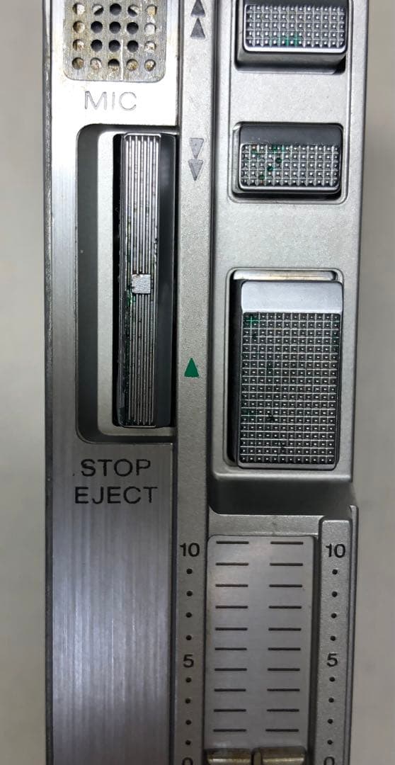 TPS-L2感動動作Guys&Dolls SONY初代カセットウォークマン良品B