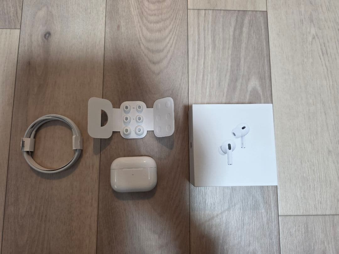 AirPods Pro (第2世代) 本体　Lightningモデル