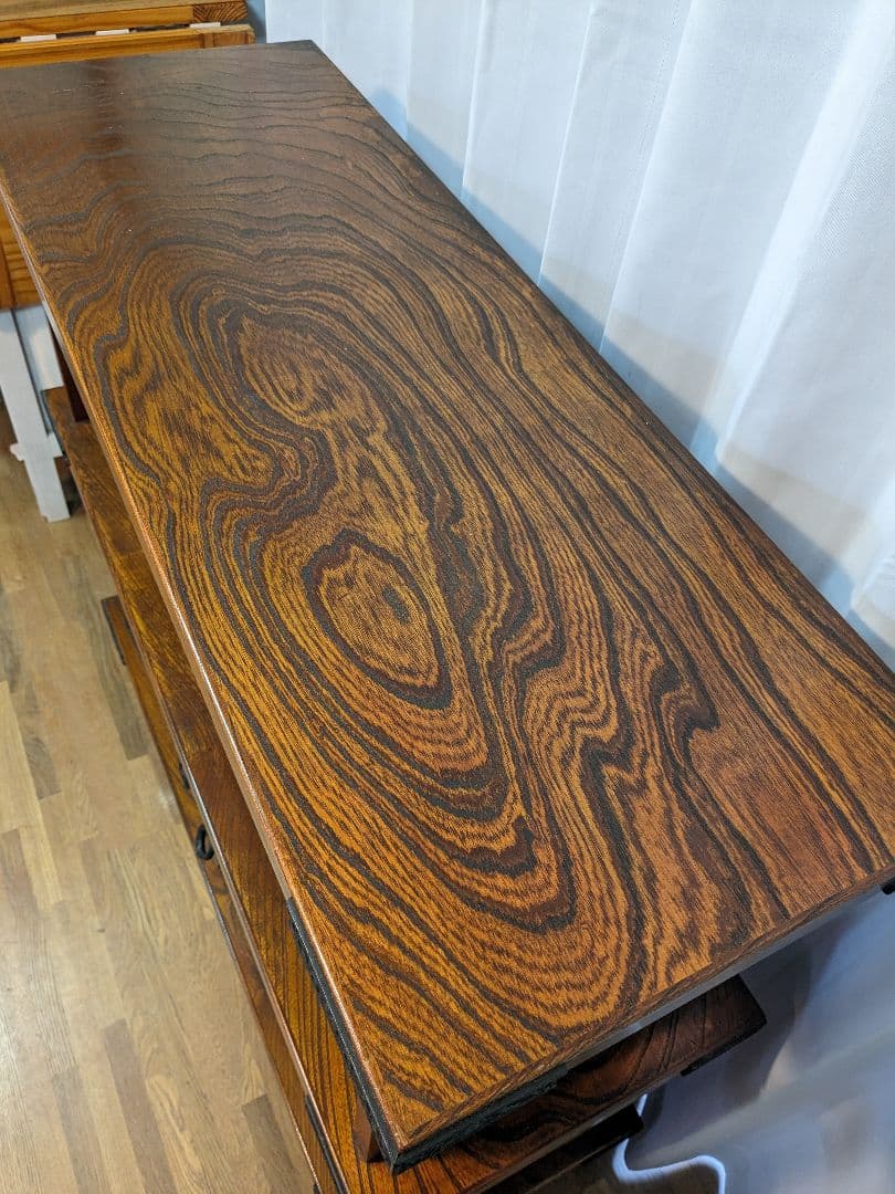 岩谷堂風　民芸家具　古民家　家具　モダン　鉄器　飾り棚　茶棚