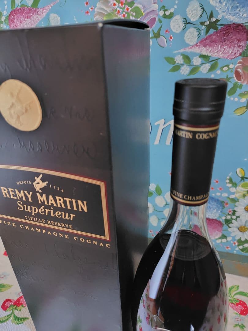 レミーマルタン スーペリア フィーネ　シャンパーニュ　旧ボトル 700ml