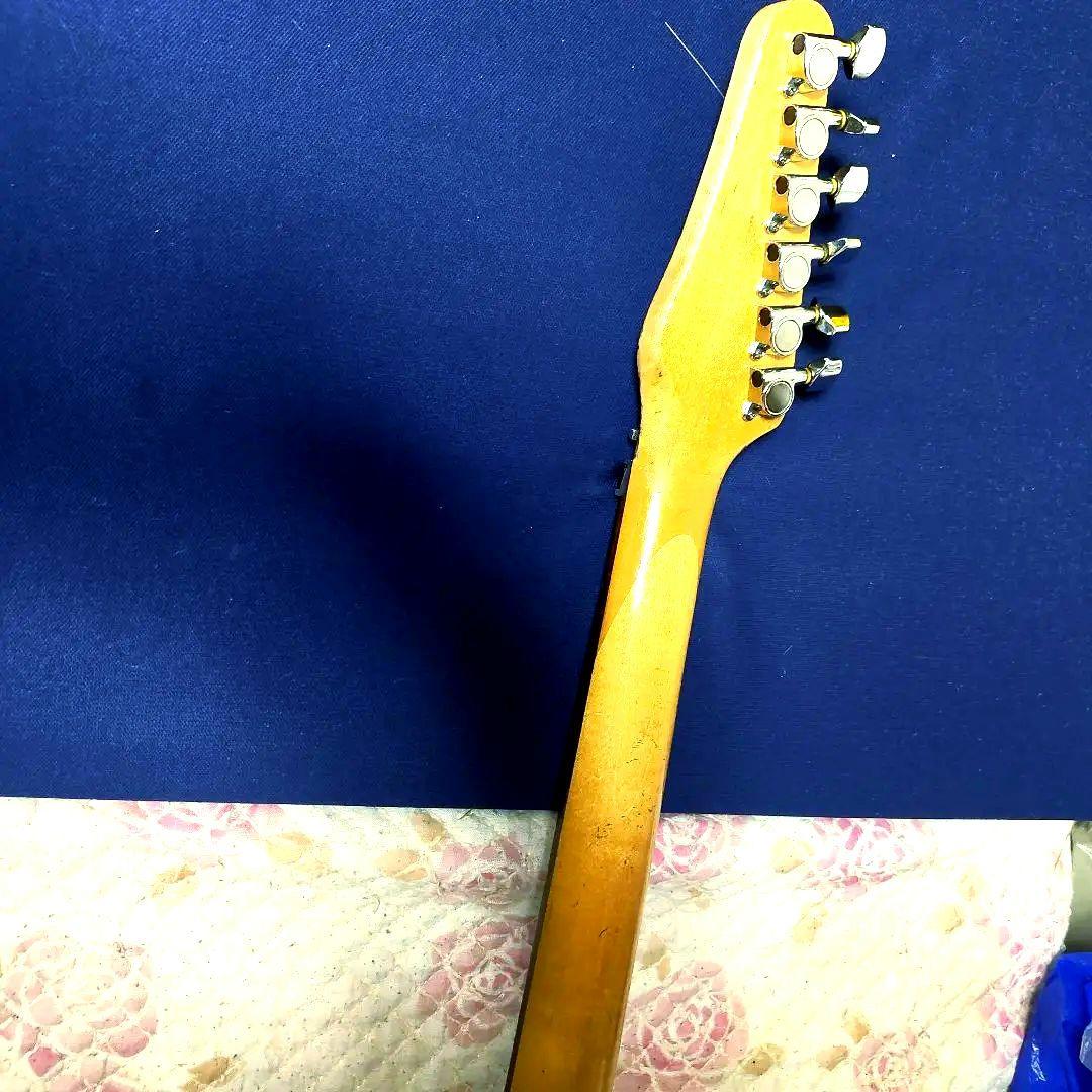 ライトブルー エレキギター ストラトタイプ