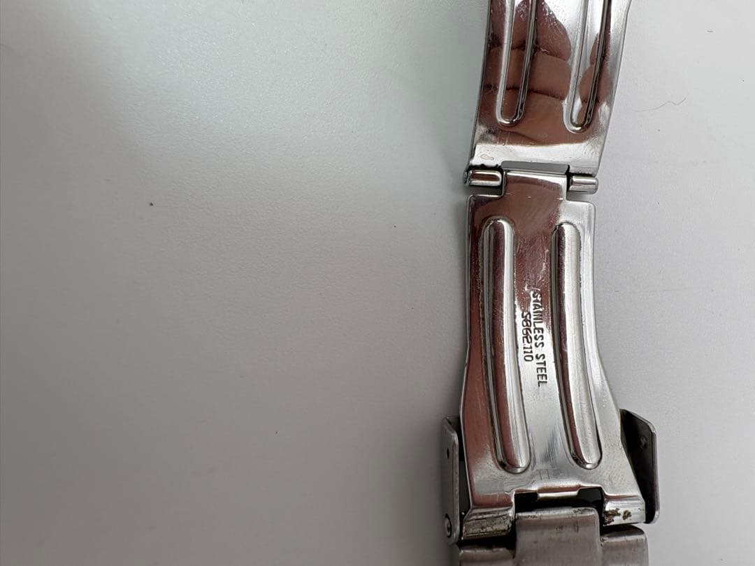 最終値下げ ティソ 腕時計 クオーツ V8 T039 メンズTISSOT