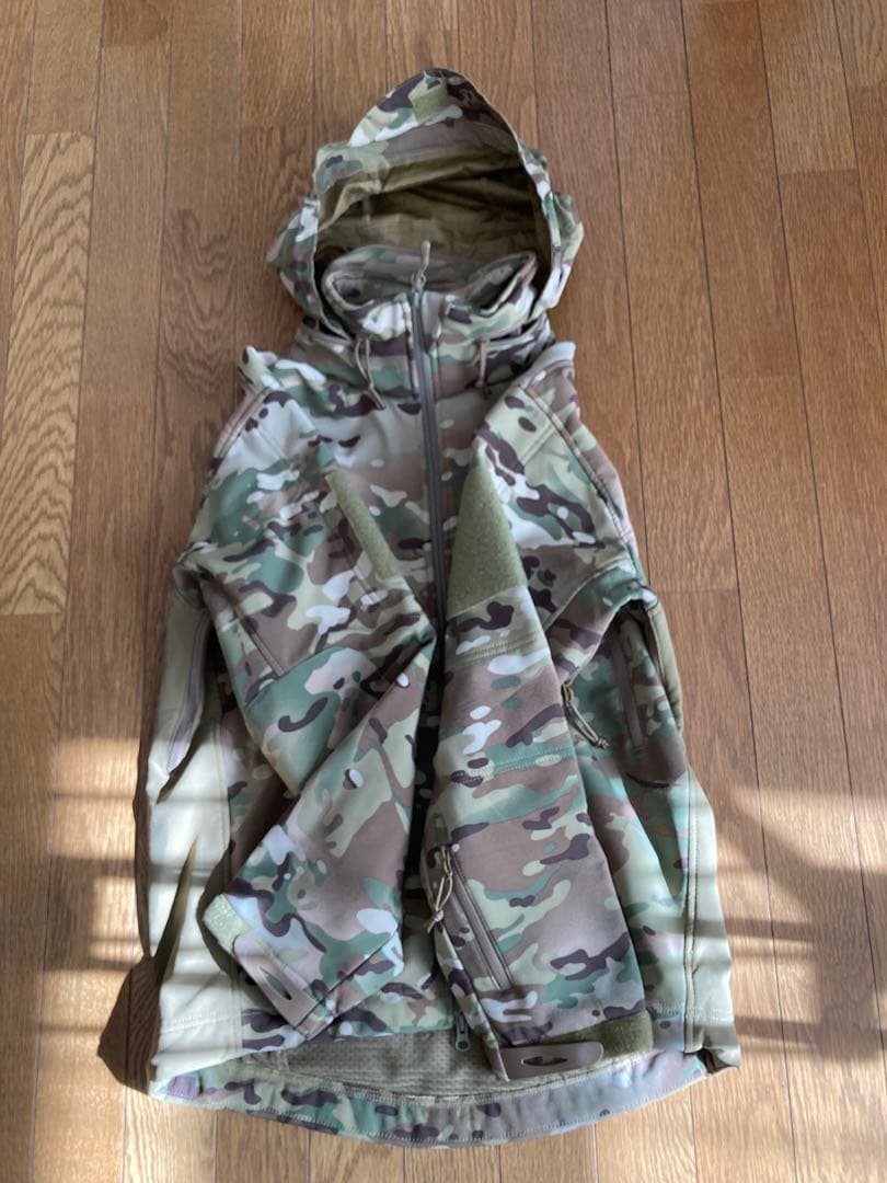 TACTICAL S.N.P. ソフトシェルジャケット