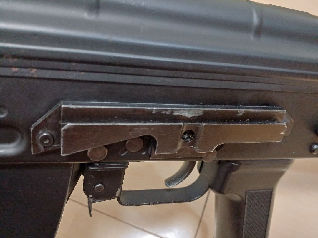 東京マルイ次世代電動ガン　AK74MN