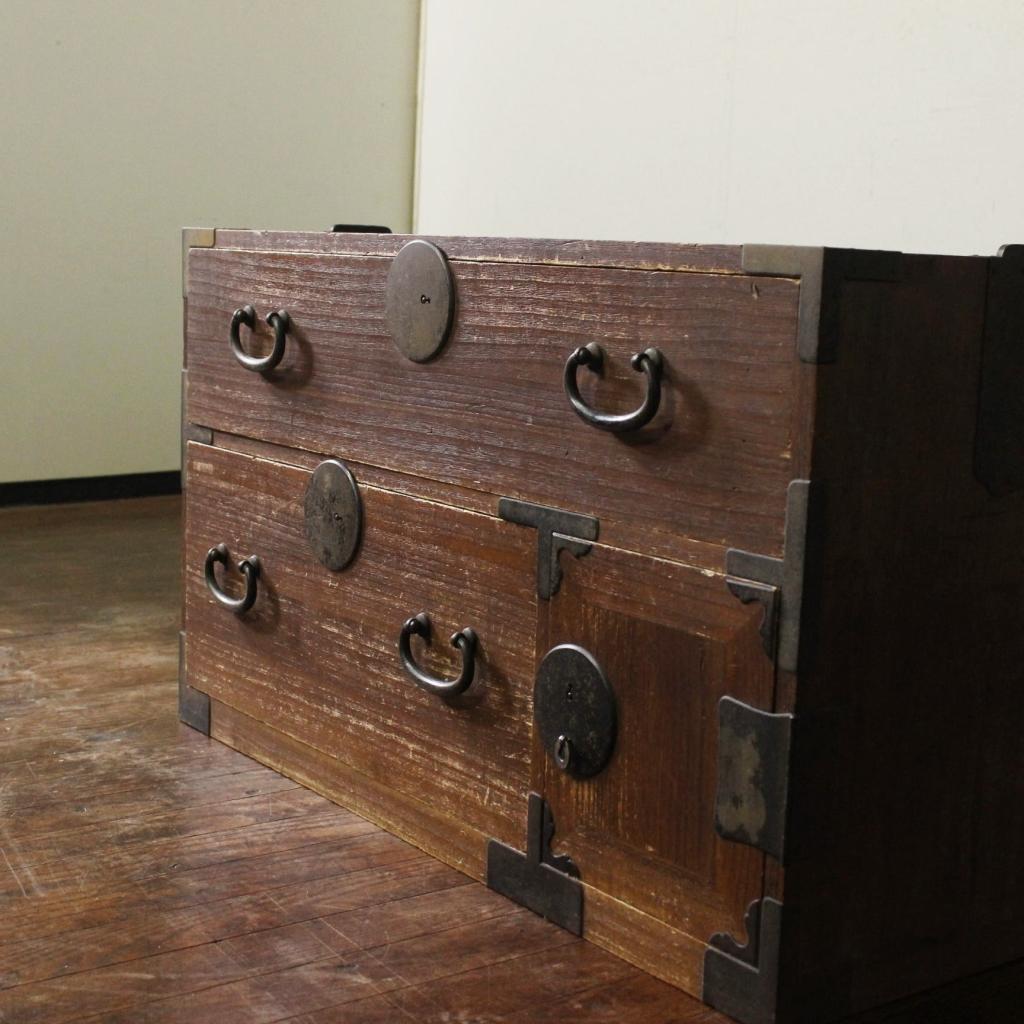 古い時代箪笥 前桐古家具/和家具/和骨董/店舗什器/ローボード/チェスト/収納