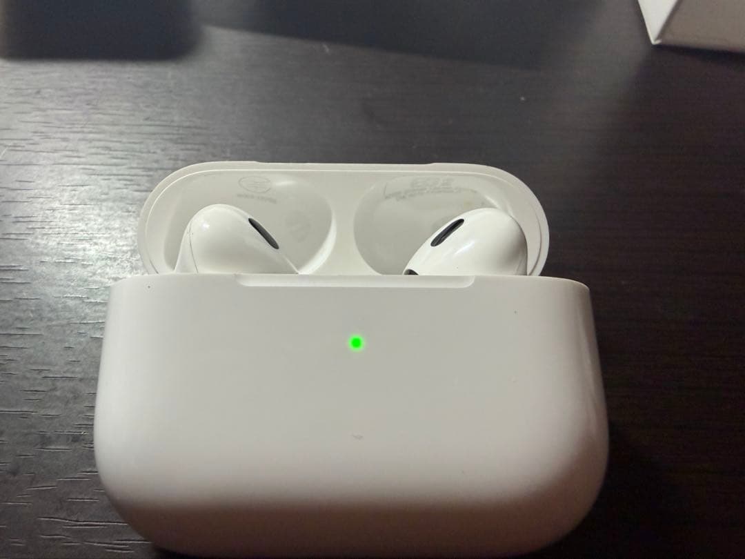 AirPods Pro (第2世代) 本体　Lightning版
