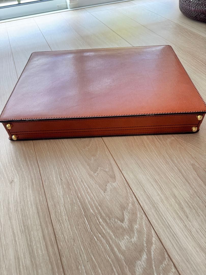 よしおページ　TUMI レザーアタッシュケース