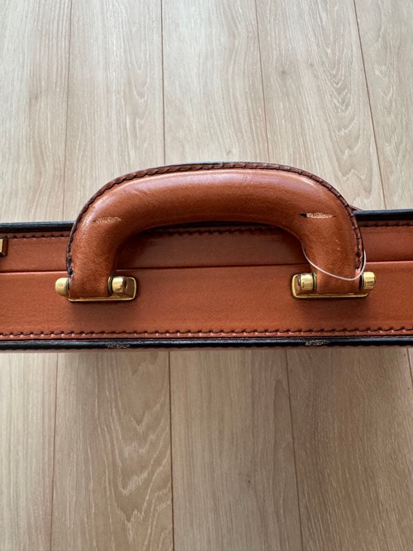 よしおページ　TUMI レザーアタッシュケース