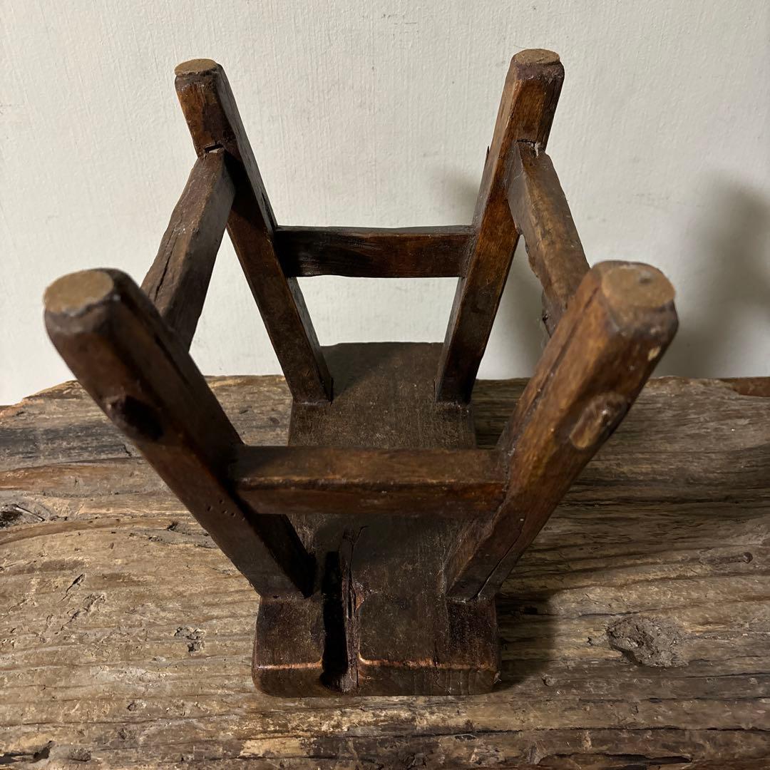 朝鮮　李朝　中国　その1 木製小さな踏み台　肘掛　花台　スツール　古民具　骨董