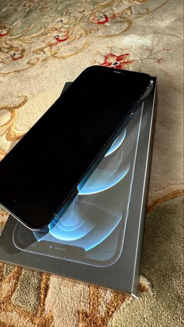 iPhone 12 Pro Max 512GB SIMフリー