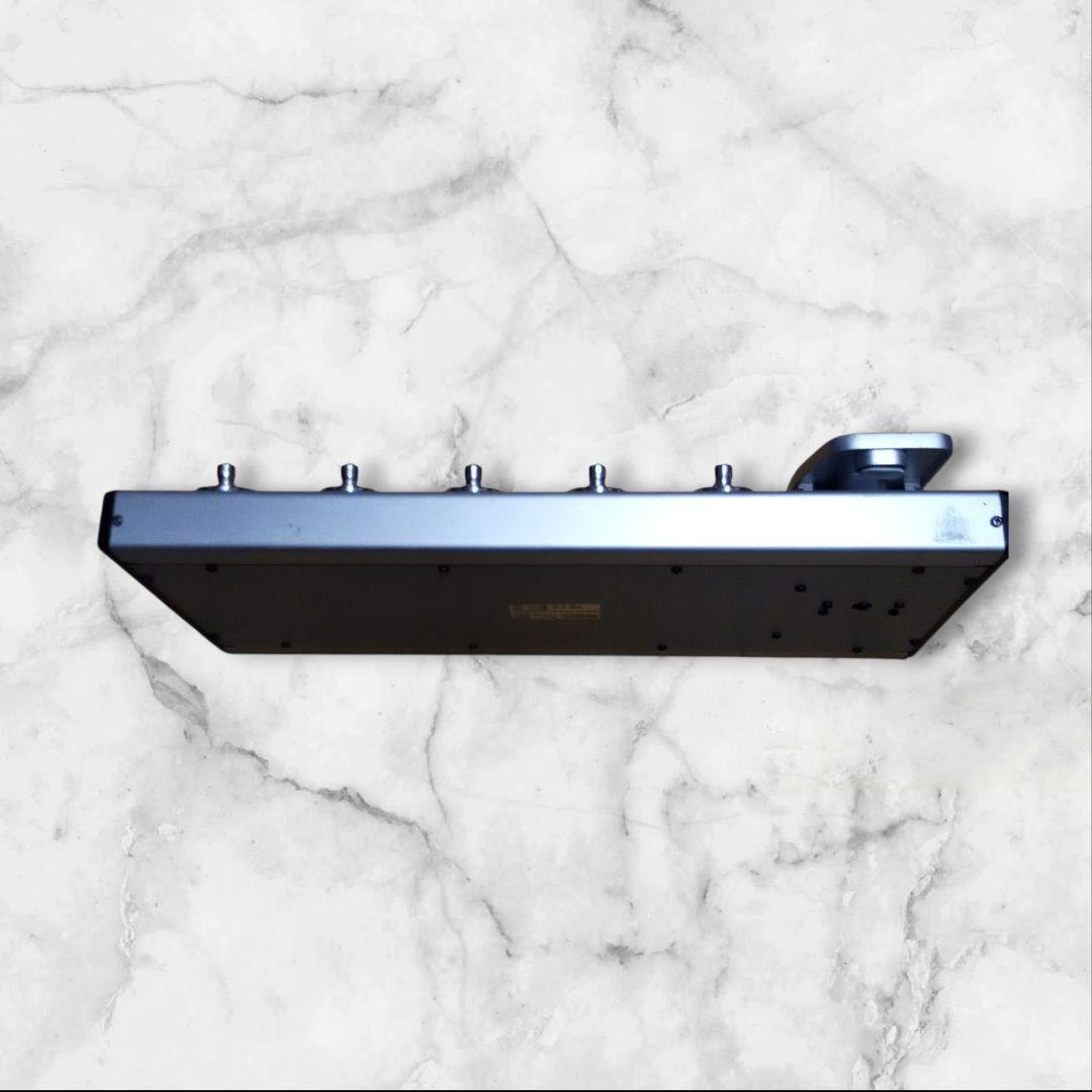 ZOOM G5 ギターエフェクター　シルバー　マルチエフェクター