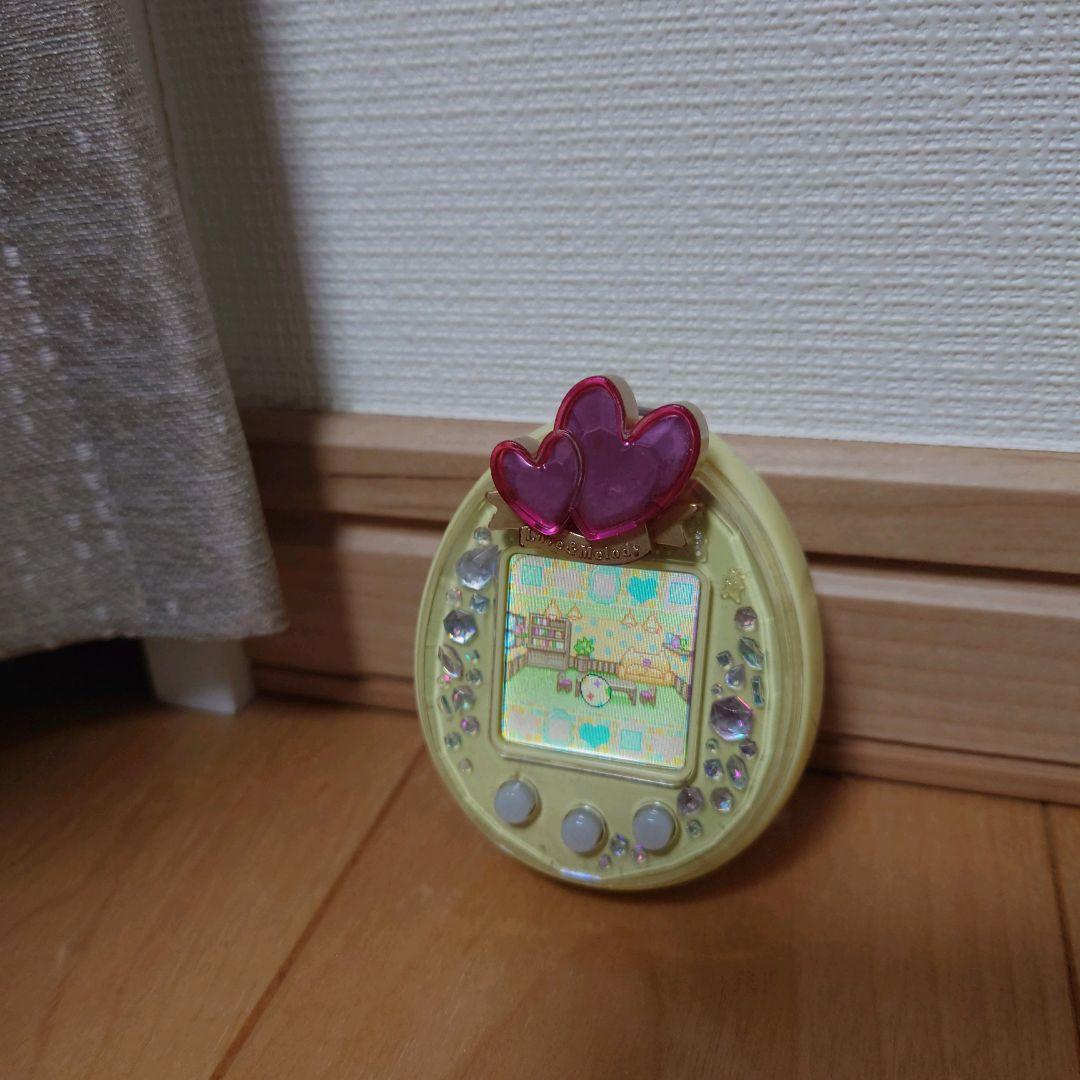 【希少】たまごっち ピース ラブメロ Love&Melody イエロー 黄色