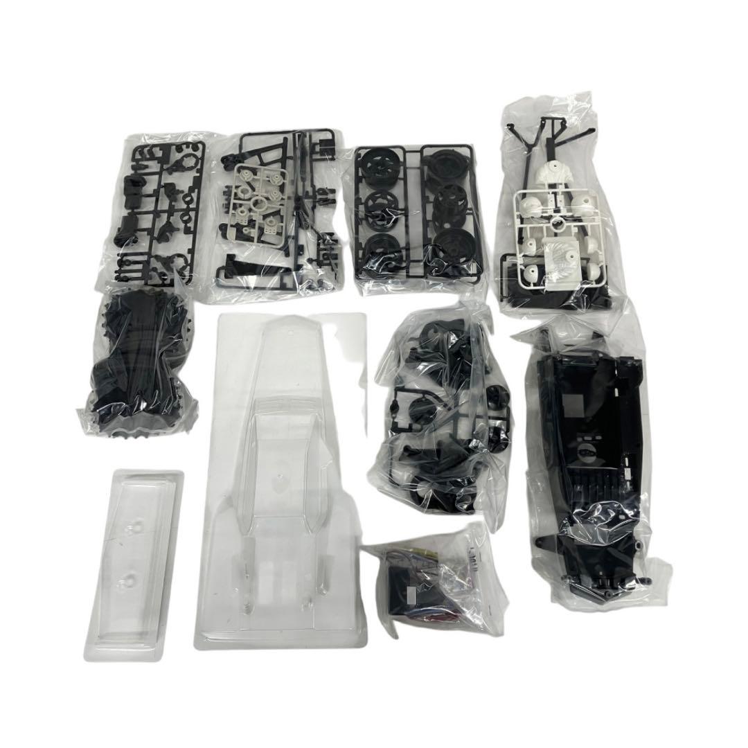 Supreme × Tamiya The Hornet タミヤ ホーネット