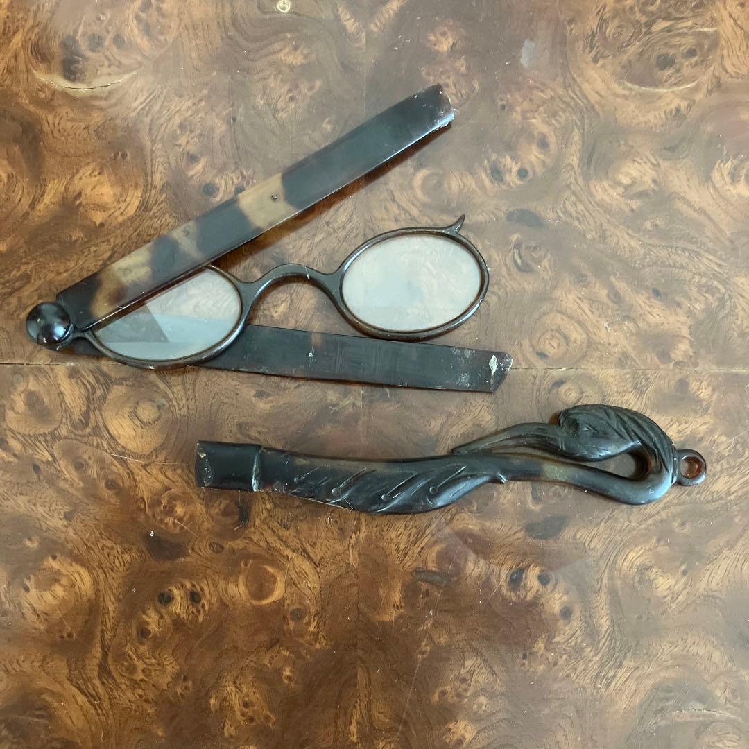 鼈甲のグラス　ルーぺ　老眼鏡　拡大鏡