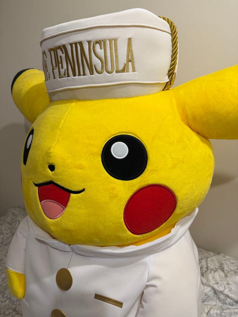 ペニンシュラホテル　ピカチュウ　特大ぬいぐるみ　ページボーイ　100cm