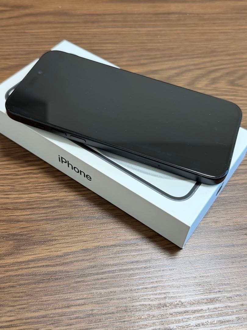 Apple iPhone 15 plus 256GB ブラック 本体
