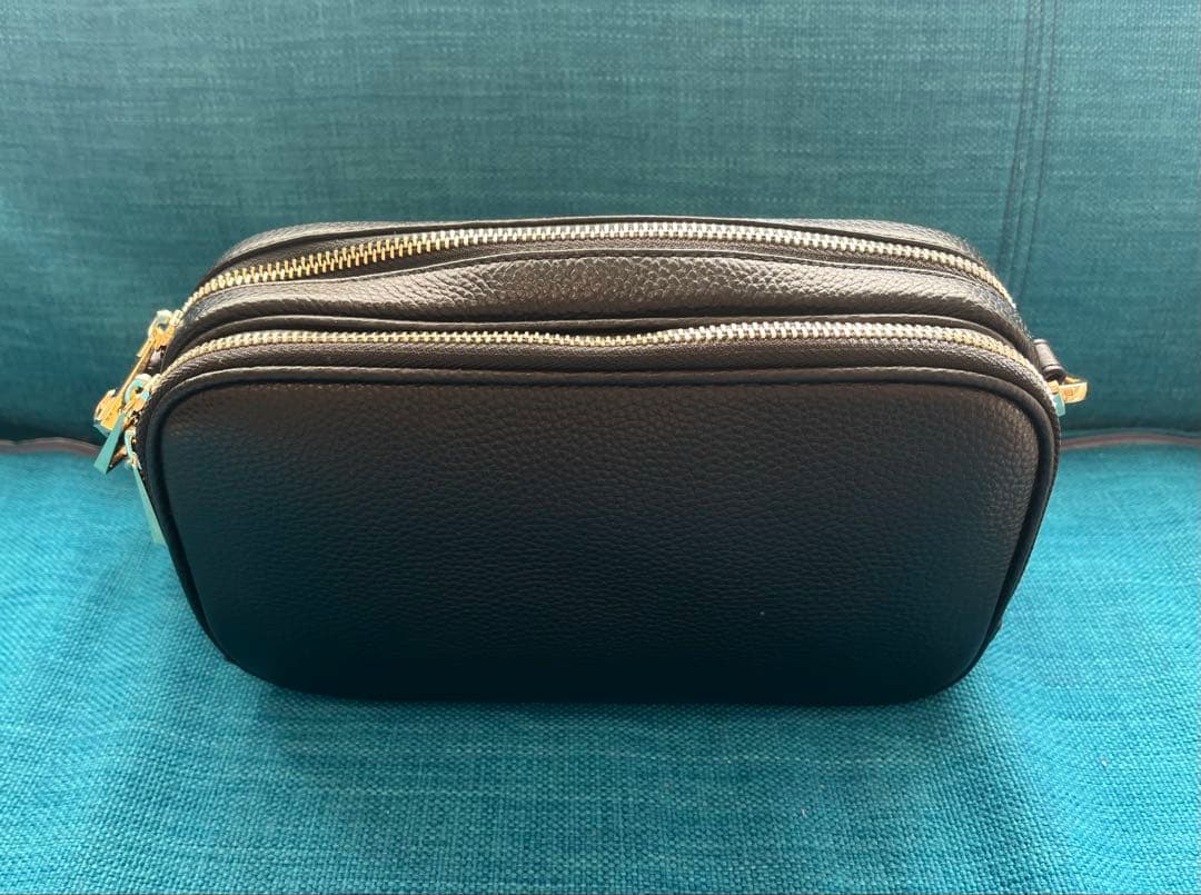 LASIEM ショルダーバッグ　本革