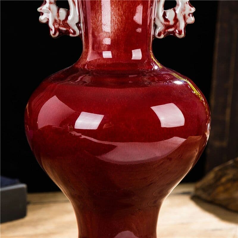 アイディアは古磁器の花瓶の模造品である