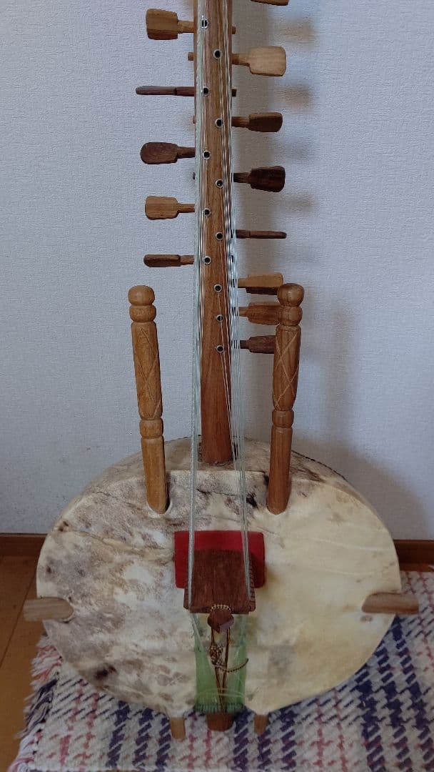 コラ (西アフリカ・マリのハープリュート)