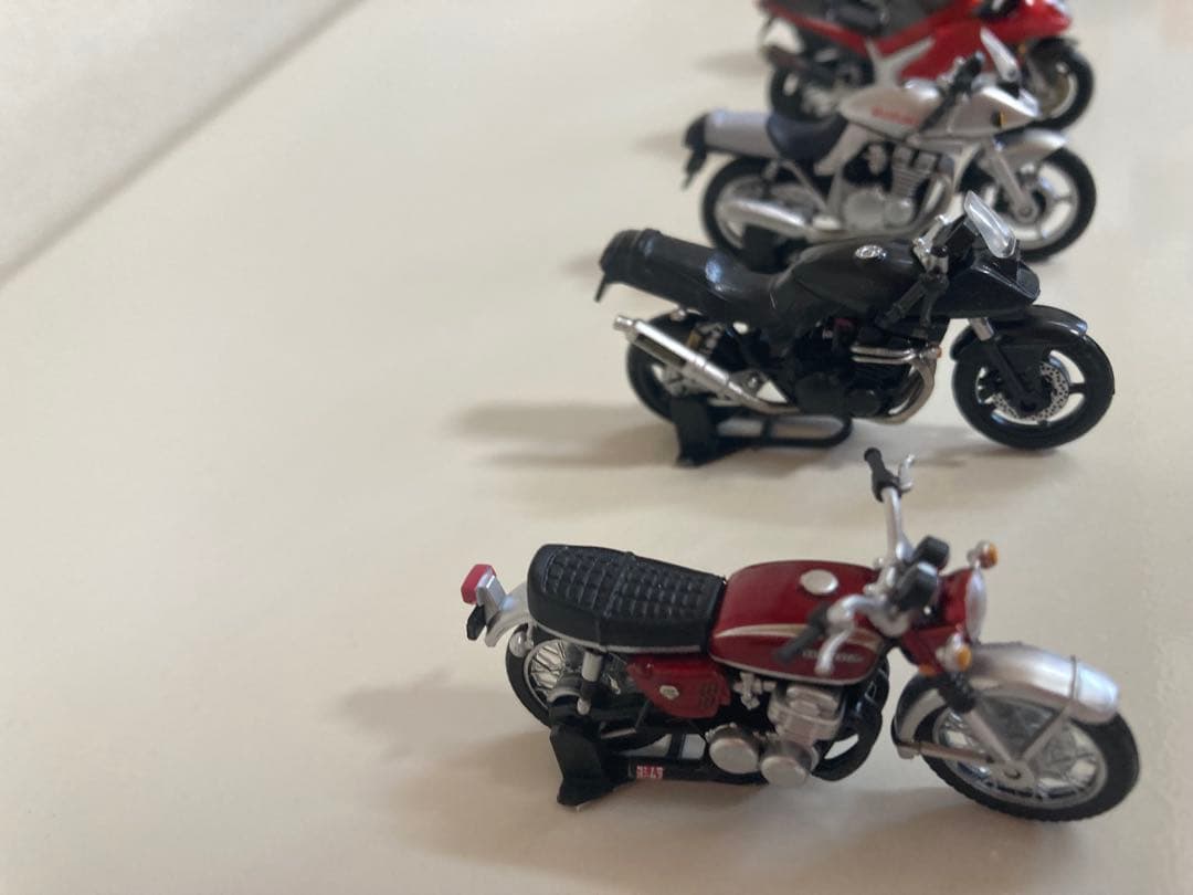 旧車バイクミニチュア 8台セット (おまけ2台)