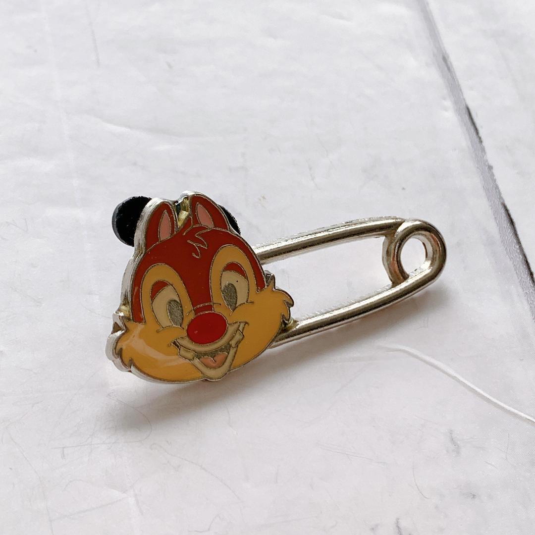 海外ディズニー★チップとデール ピンバッジ3個セット 隠れミッキーシリーズ等