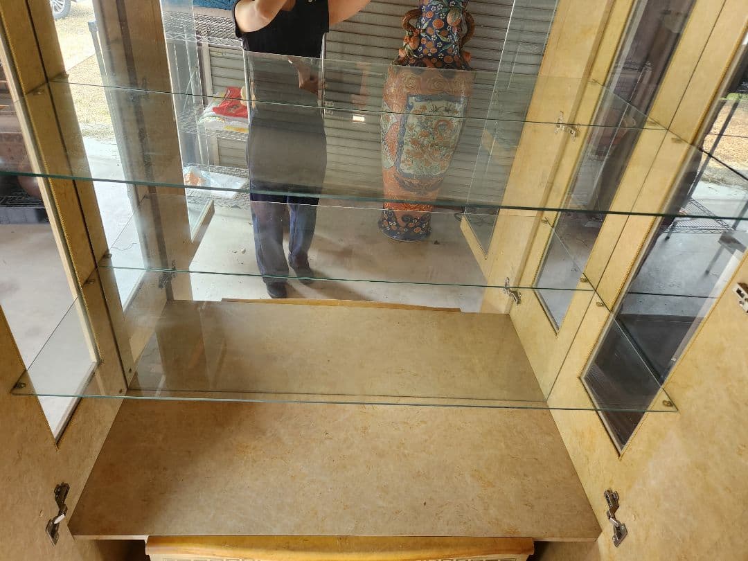 イタリア製　ヴェルサーチ大型ガラスキャビネット　アンティークヴィンテージ