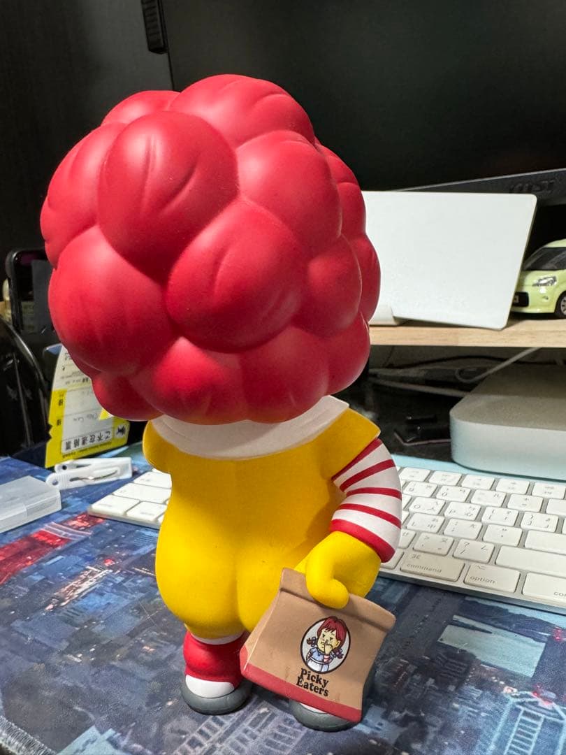 MIGHTY JAXX McDonald's人形