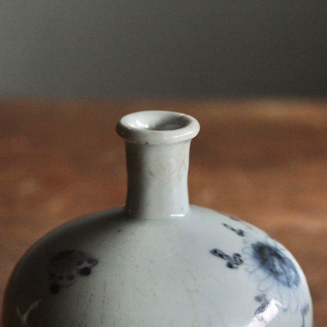 蝶がいる 染付 徳利 古美術 酒器 古道具 アンティーク