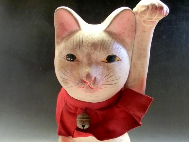 招き猫■とっても可愛らしくて味わいのある招き猫 置物 土人形(明治期)■29cm