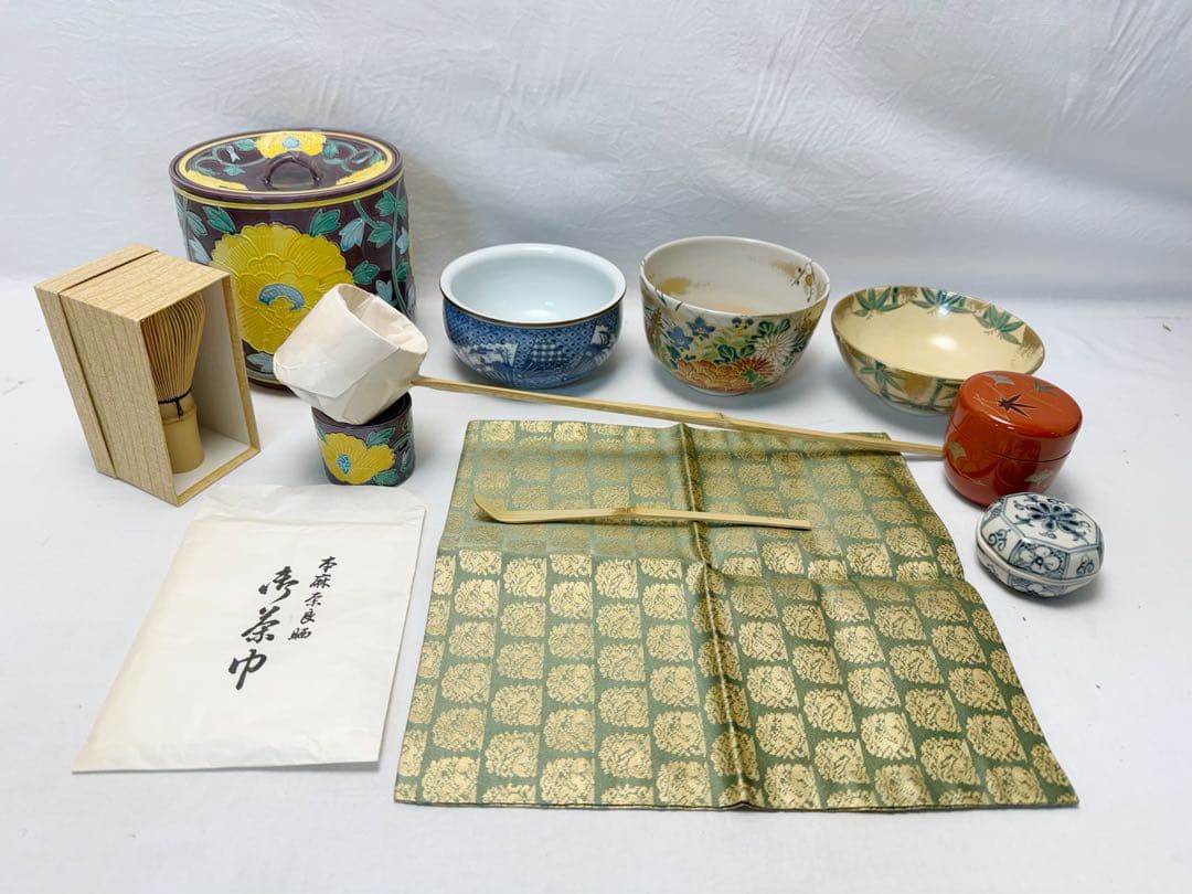 未使用 茶道具 旅箪笥 桐木地 茶器十三点揃 利休好写 茶箱 元箱