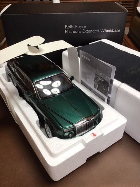 ペニンシュラ東京　1/18 ロールス・ロイス ファントム EWB
