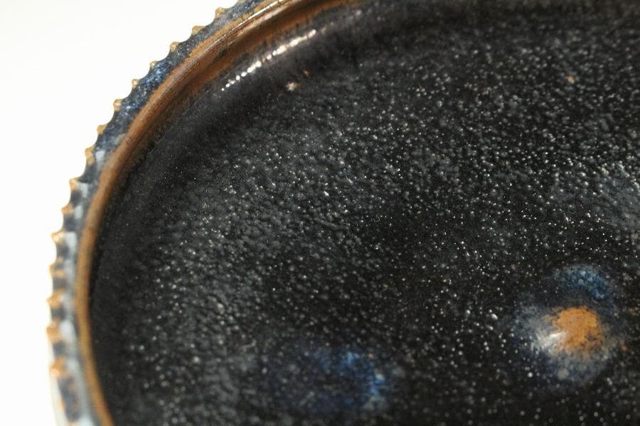 中国美術 黒釉 盤 φ15cm(K-LC189)