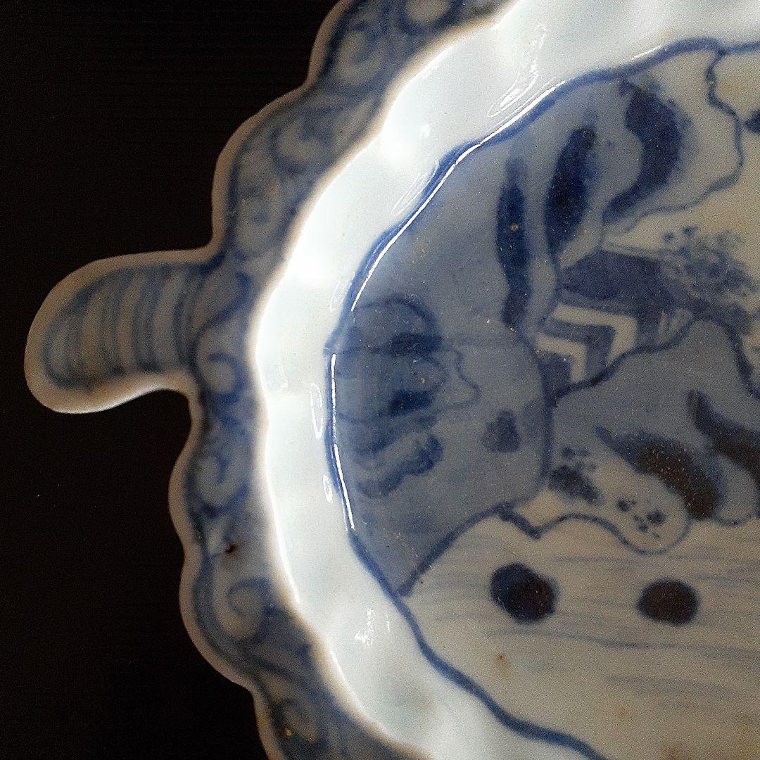 古染め付け3本獣足染め付け山水楼閣紋高台皿