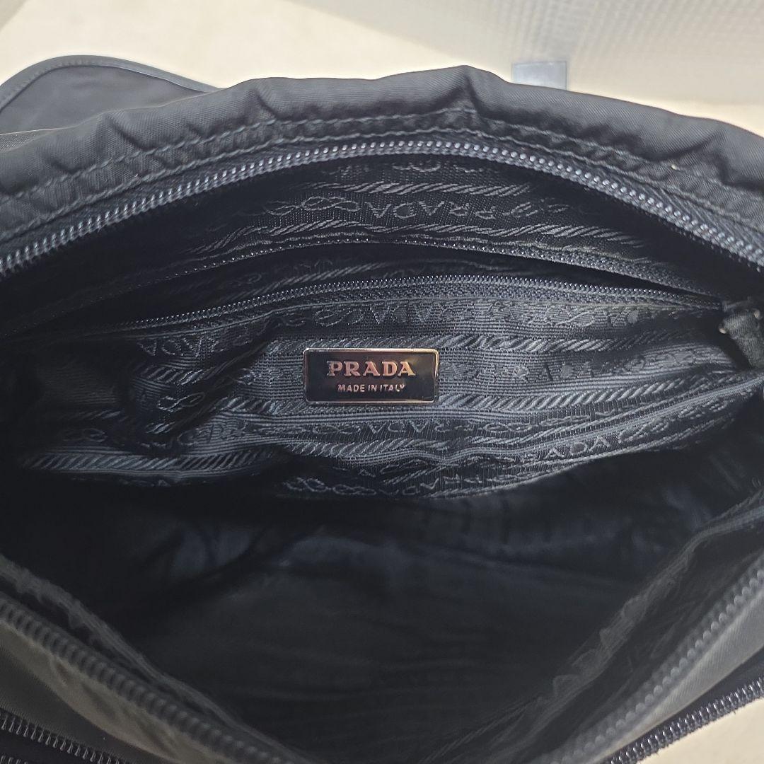 【良品✨】PRADA プラダ　ショルダーバッグ　メッセンジャーバッグ　ナイロン