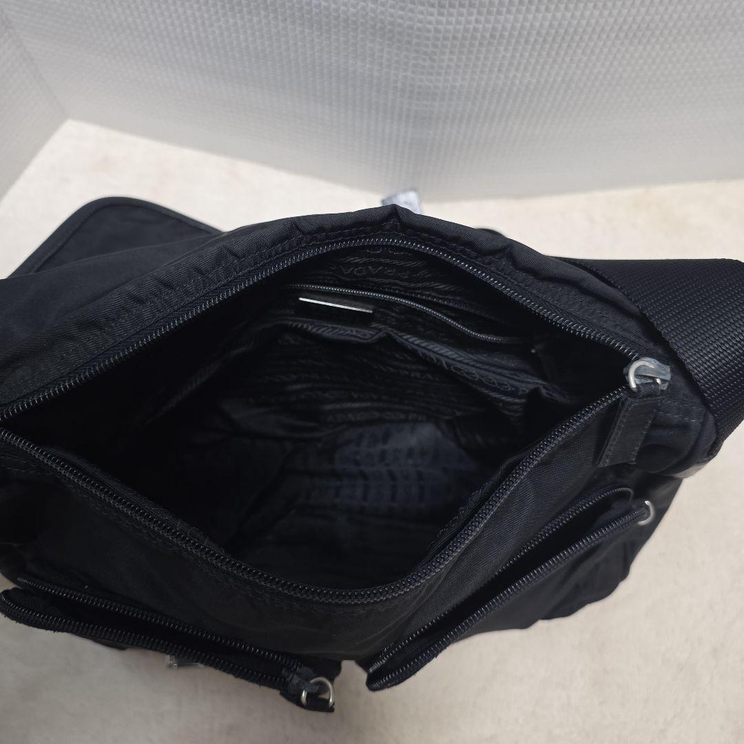 【良品✨】PRADA プラダ　ショルダーバッグ　メッセンジャーバッグ　ナイロン