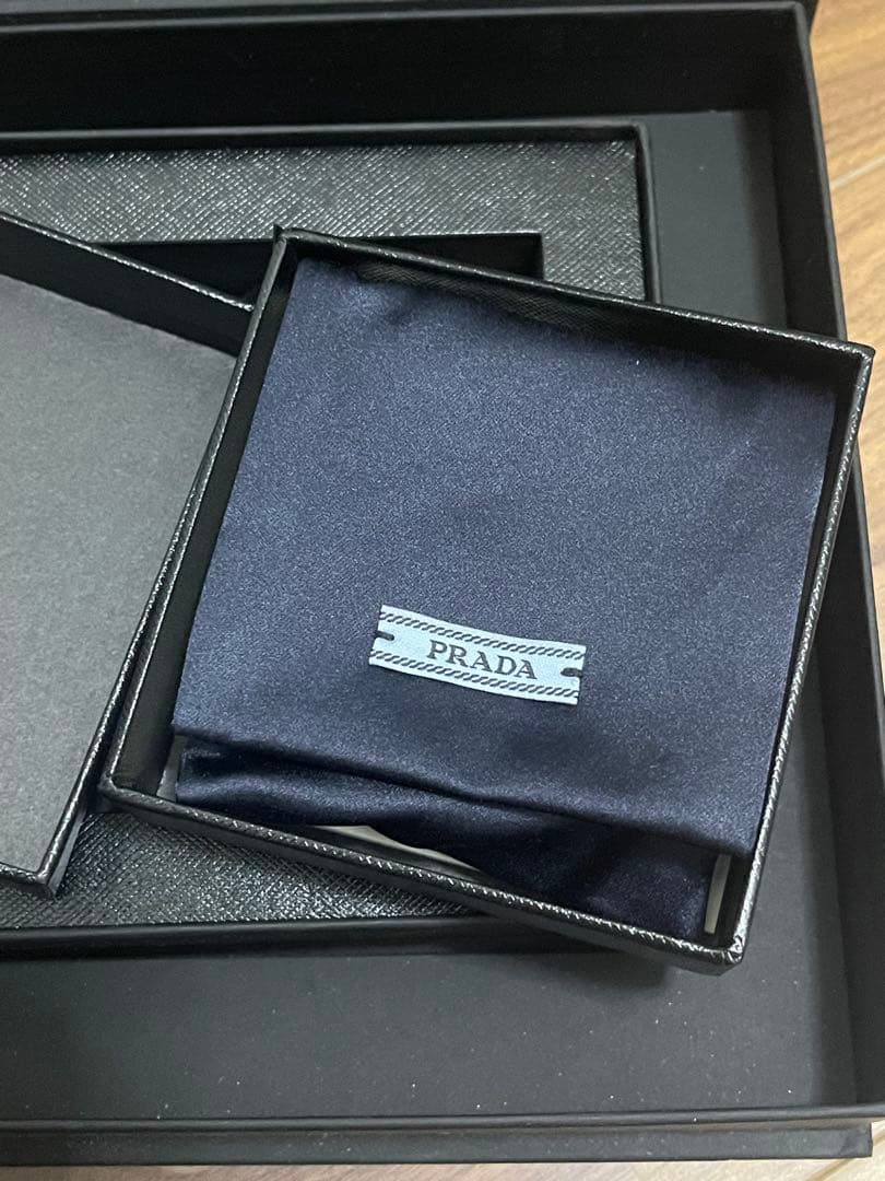 【新品未使用】PRADA × AMEX センチュリオン ウェアラブル 非売品